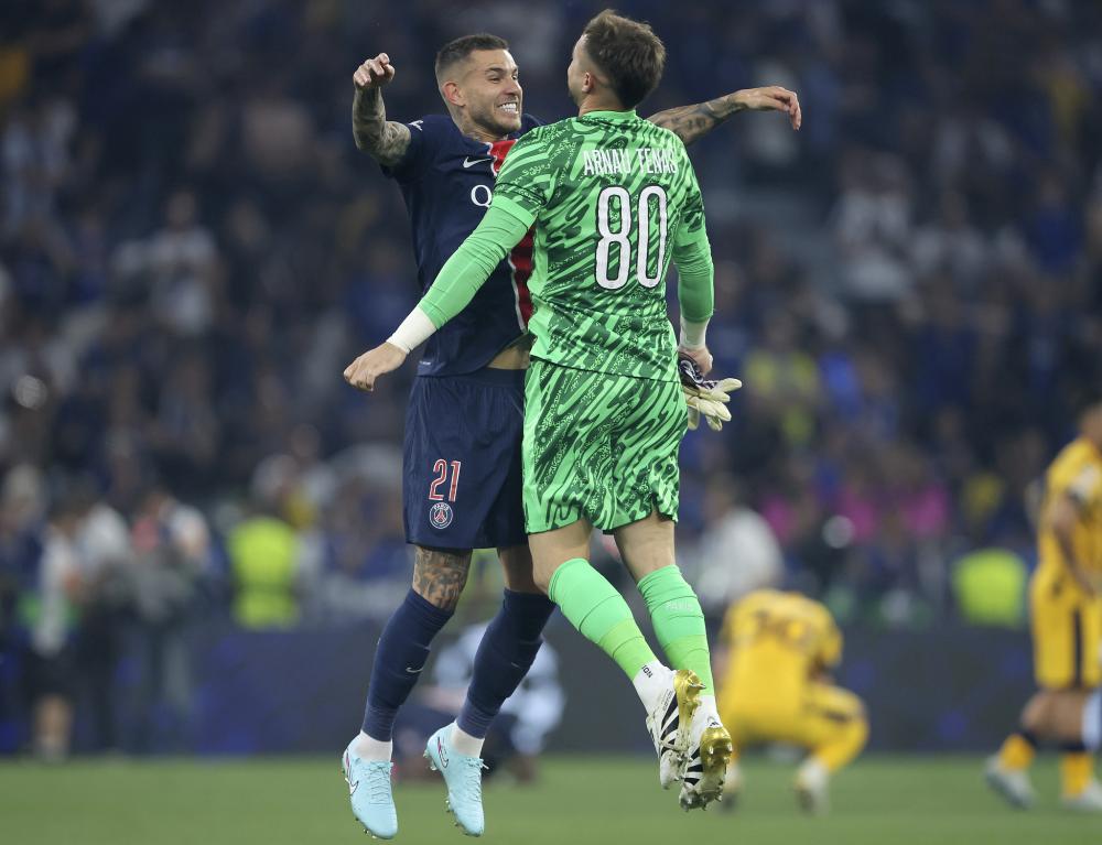 Shams：富保罗已告知独行侠，若不承诺与浓眉续约就交易他